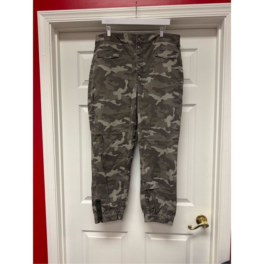 Express Extreme High Rise Camo Ankle Zip Jogger Pants sz 18 NWOT